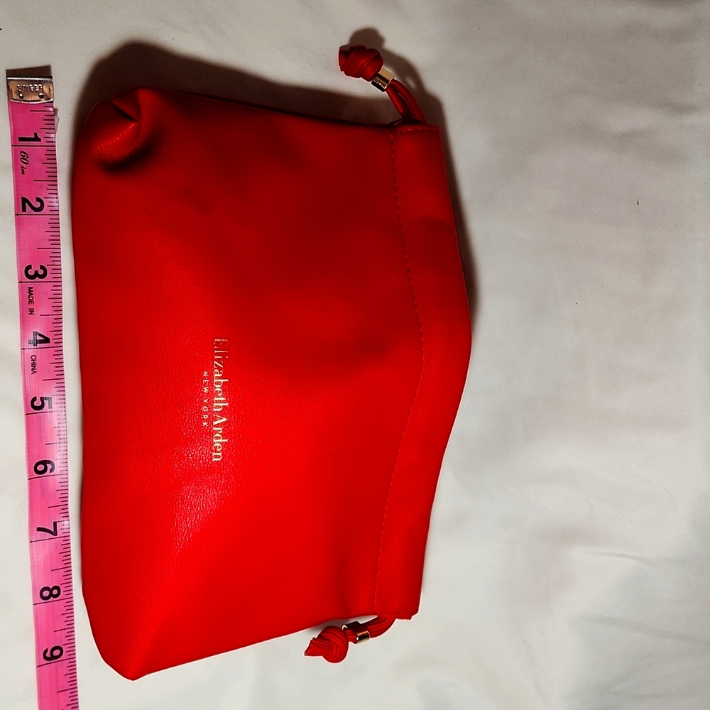 Elizabeth Arden makeup bag